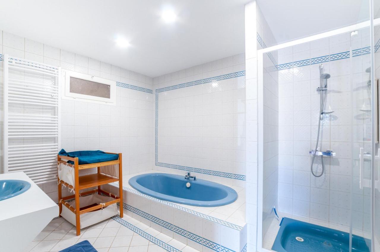 Chez Annie Et William Villa Montpouillan Bagian luar foto