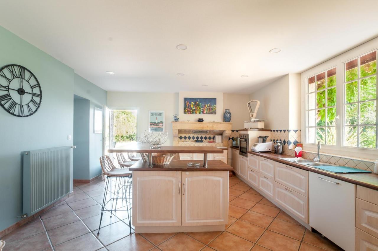 Chez Annie Et William Villa Montpouillan Bagian luar foto